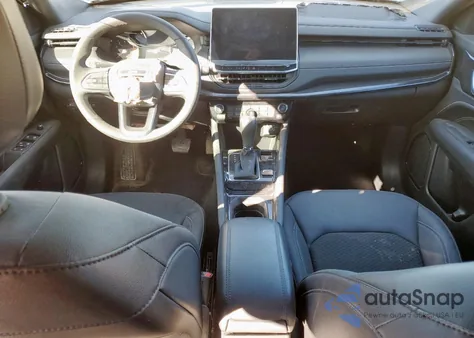 2024 Jeep Compass Latitude z USA, uszkodzony, nr VIN 3C4NJDBN2RT120997